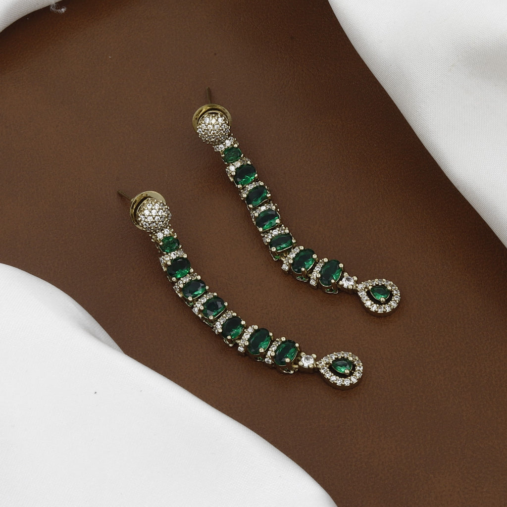 Elegant Emerald Green & CZ Diamond Necklace Set
