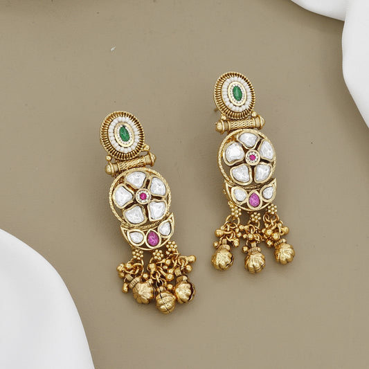 Heirloom-Style Antique Gold Toned Necklace Set with Earrings