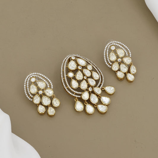 Victorian Polished Elegant Uncut Polki Tear Drop Pendant and Earring Set