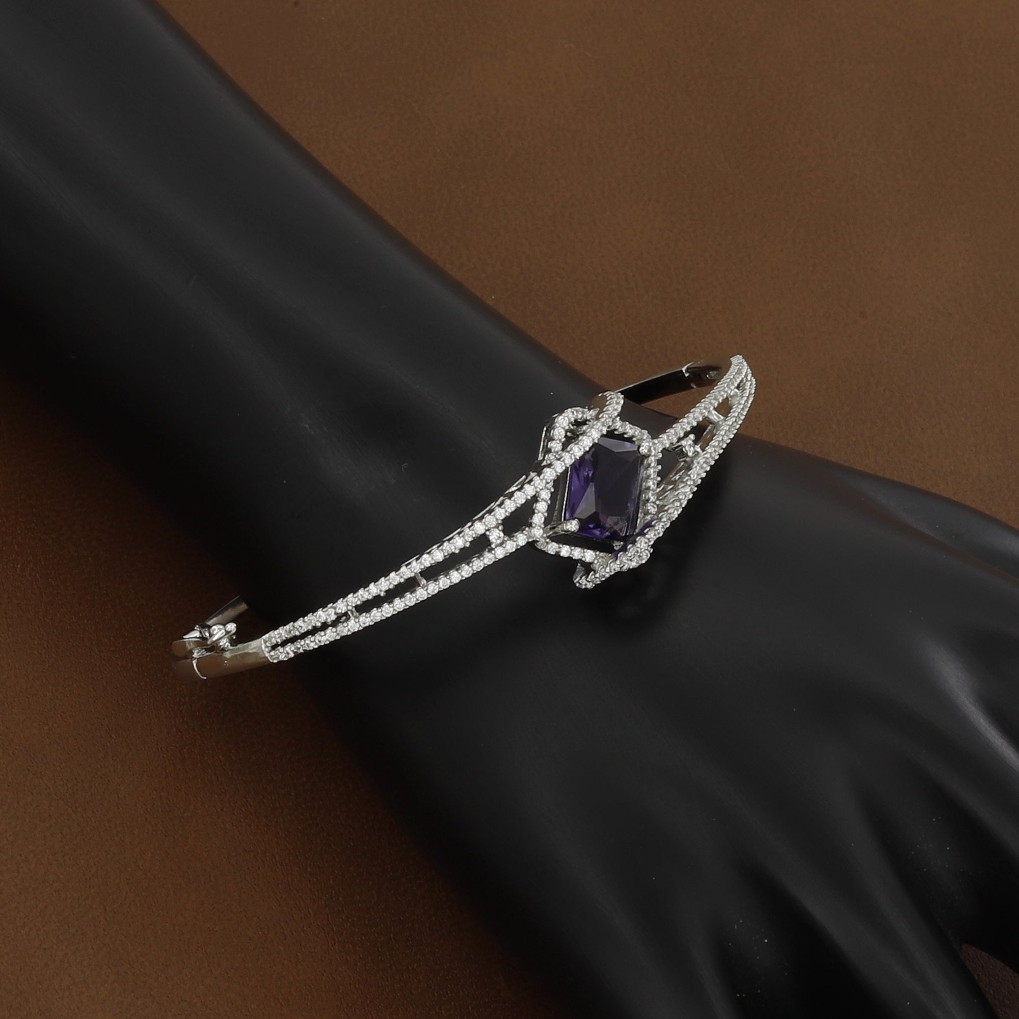 Luxurious Green Crystal Slim Bangle Bracelet