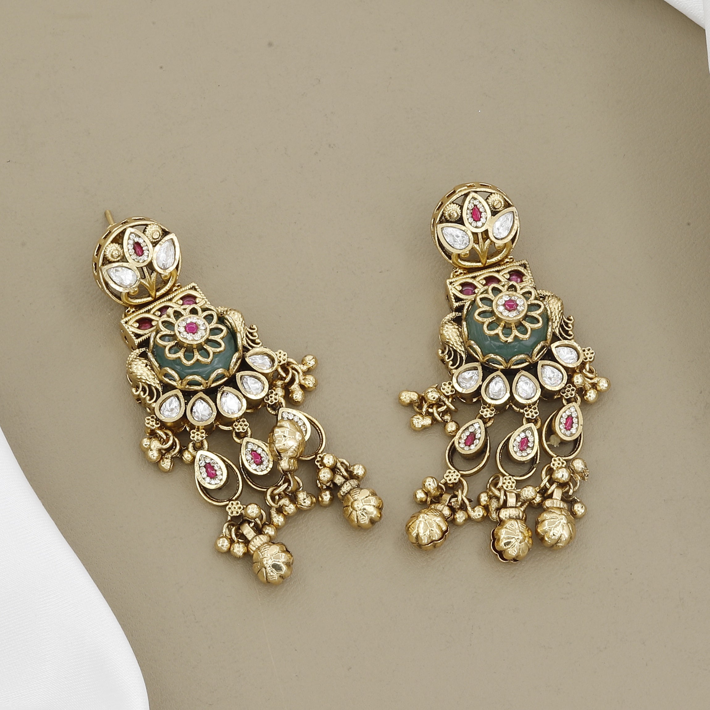 Antique Gold-Plated Kundan Necklace Set with Seed Pearls & Green Meenakari