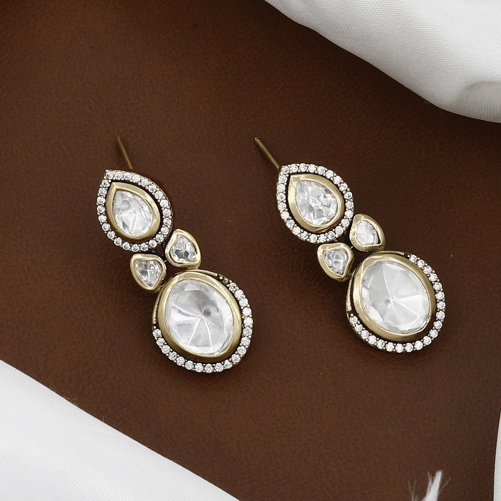 Victorian Polished Exquisite Polki Kundan Teardrop Necklace & Earring Set