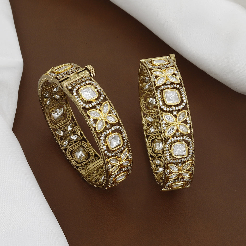 Victorian Polished Wide Bangle Set with Floral & Square Polki Stones
