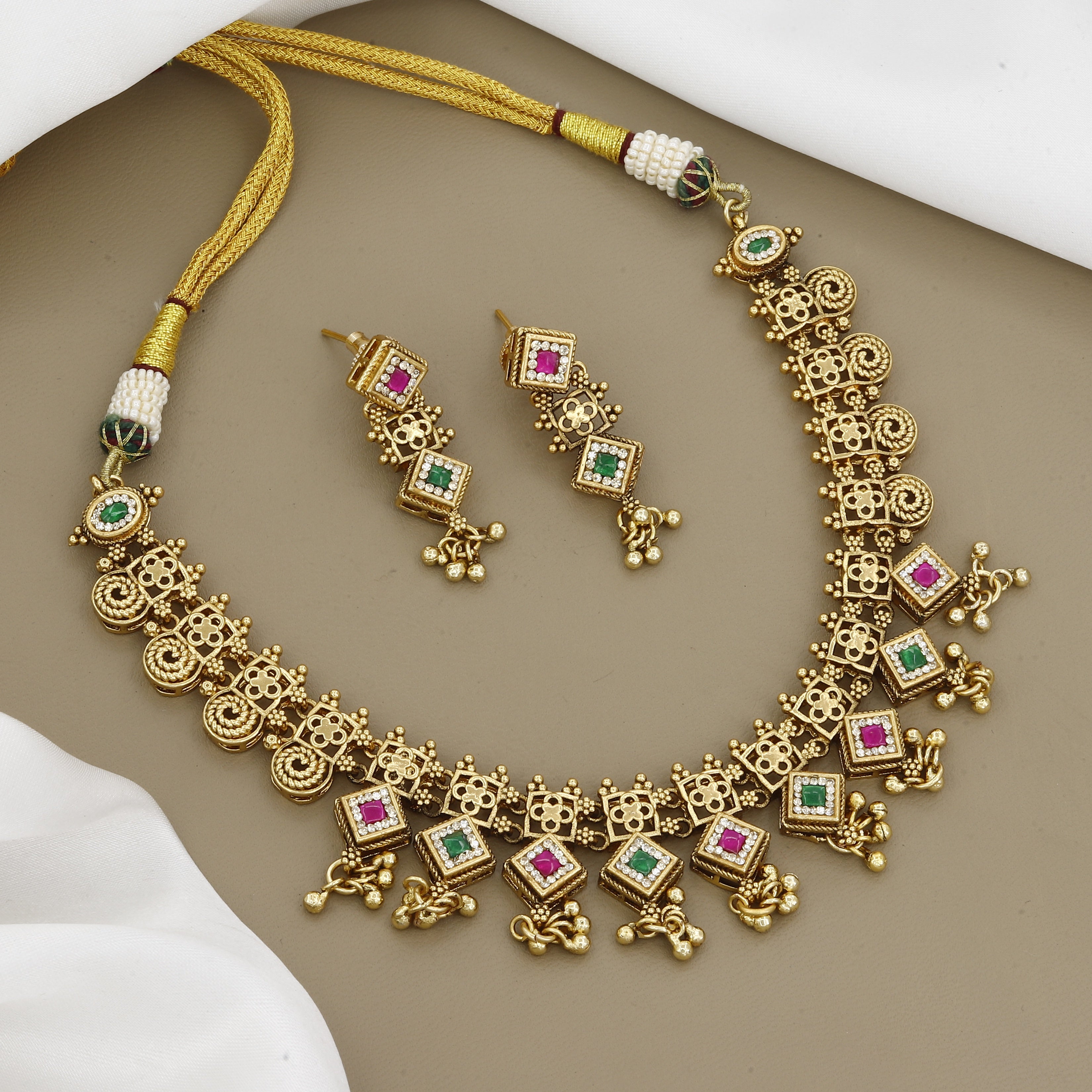Antique Gold-Plated Multi-Color Stone Choker Necklace Set with Drop Earrings