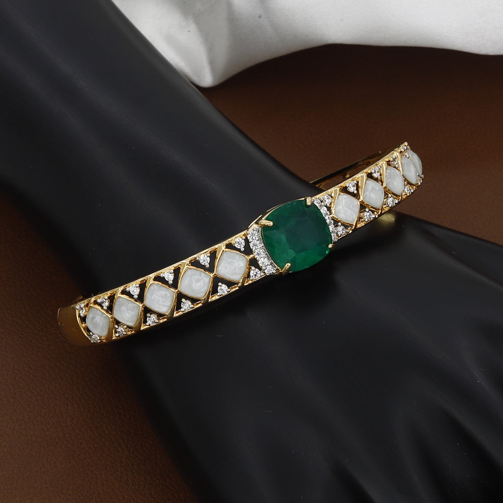 18k Gold Polished Regal Crimson Solitaire & White Stone Designer Bangle