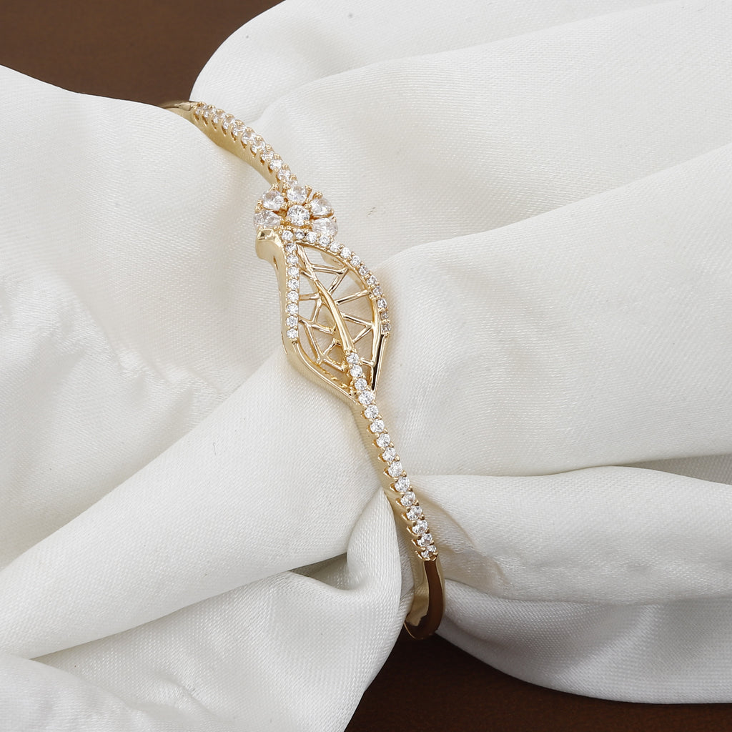 Elegant Gold Leaf-Design Diamond Bangle Bracelet