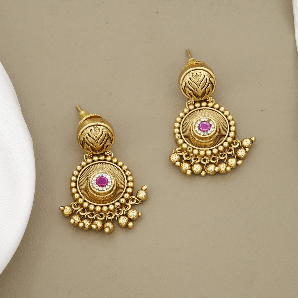 Temple-Style Matte Gold Choker Set with Ghungroo & Stone Accents