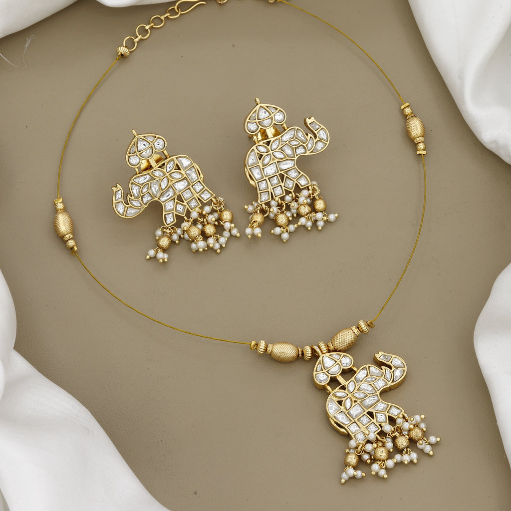 Elegant Kemp Stone Elephant Necklace Set with Matching Earrings