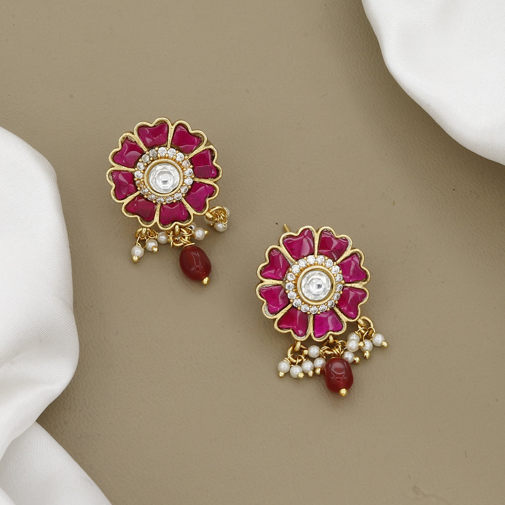 Floral Kemp Stone Necklace Set with Accents and Matching Studs