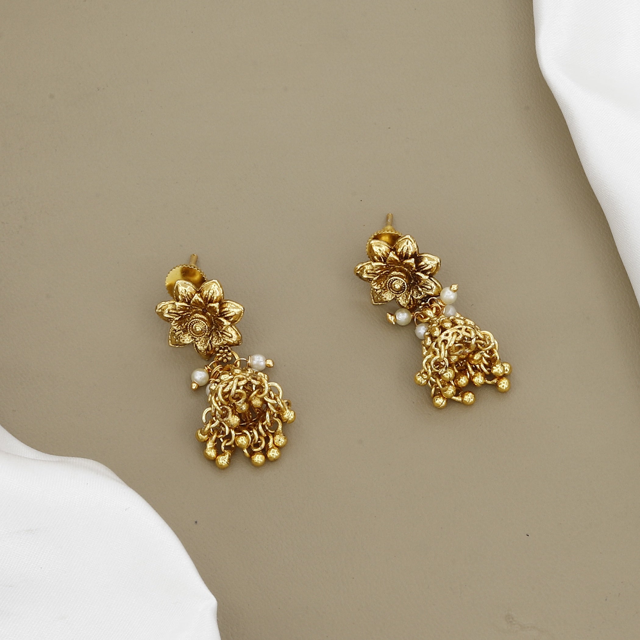 Traditional Antique Gold Layered Mala Set