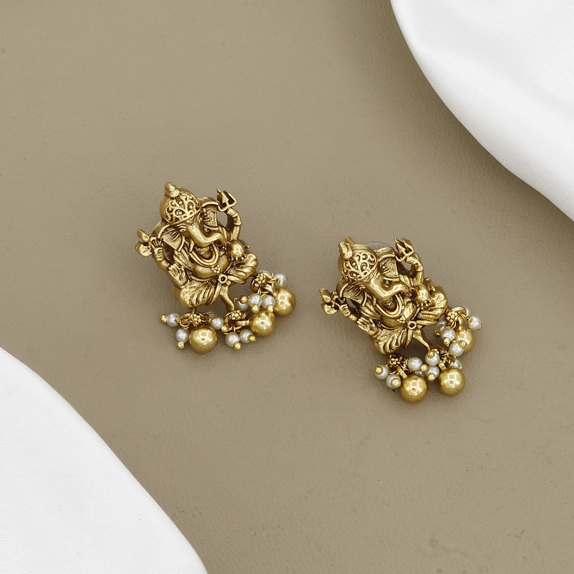 Antique Gold-Plated Lord Ganesha Necklace & Earrings Set