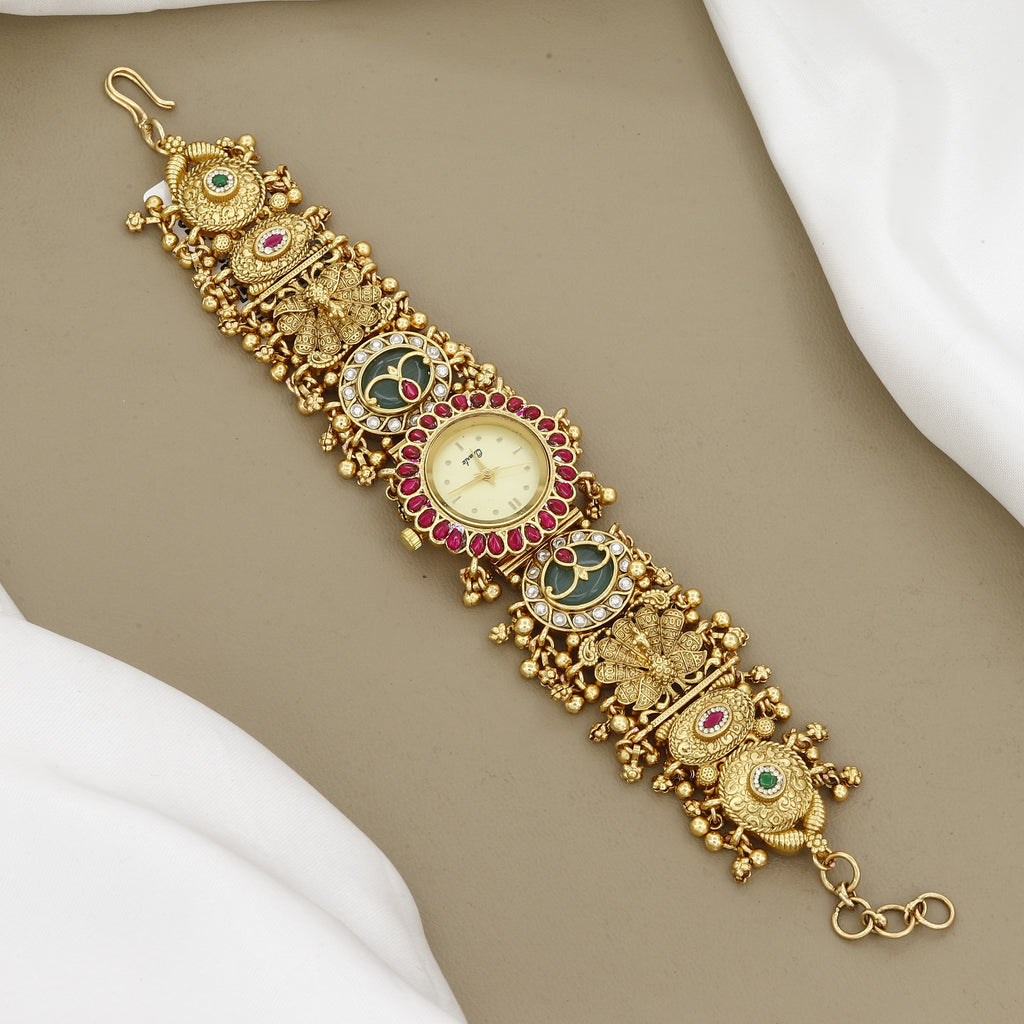Exquisite e Gold-Plated Bracelet Watch