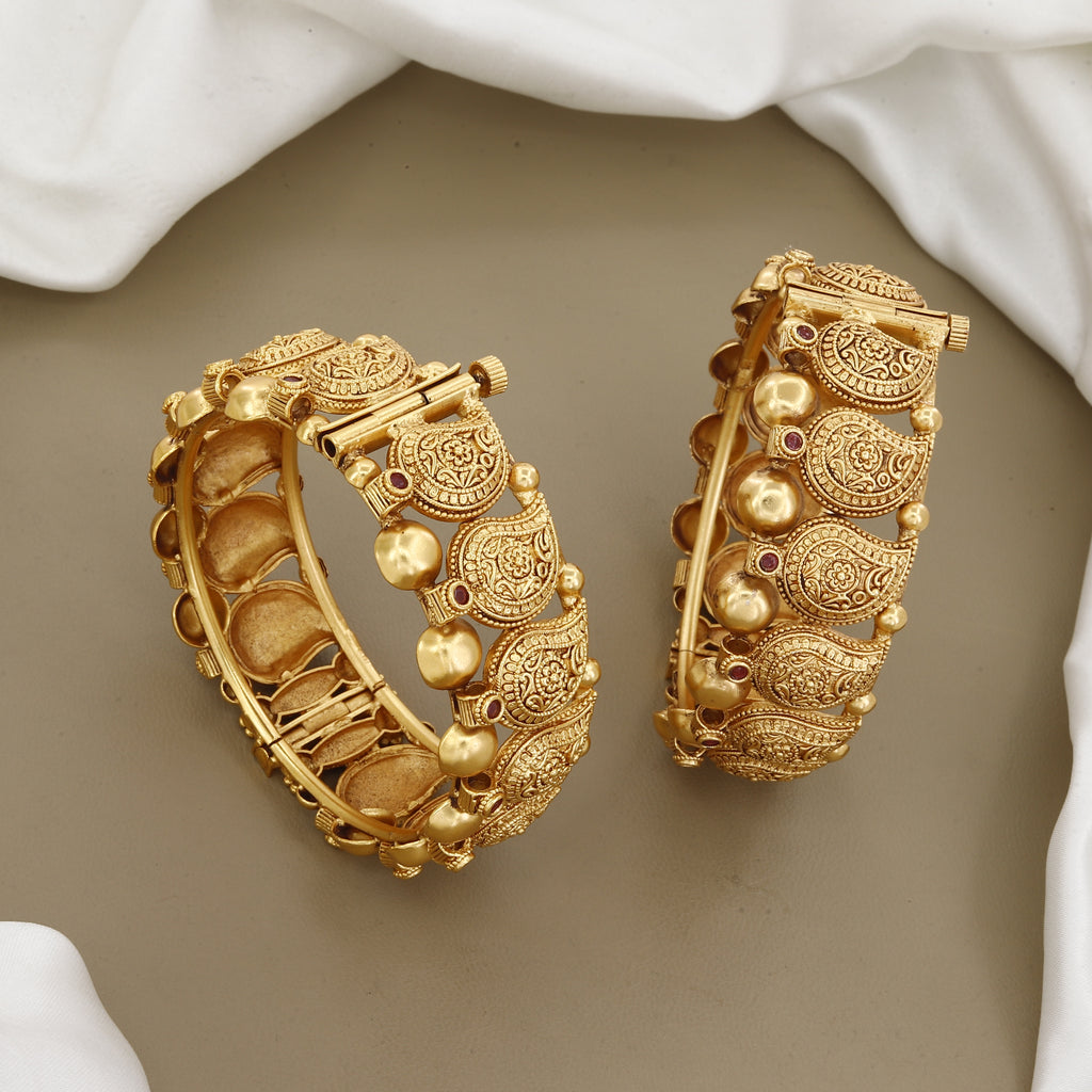 Antique Gold-Plated Traditional Temple Patla Sets