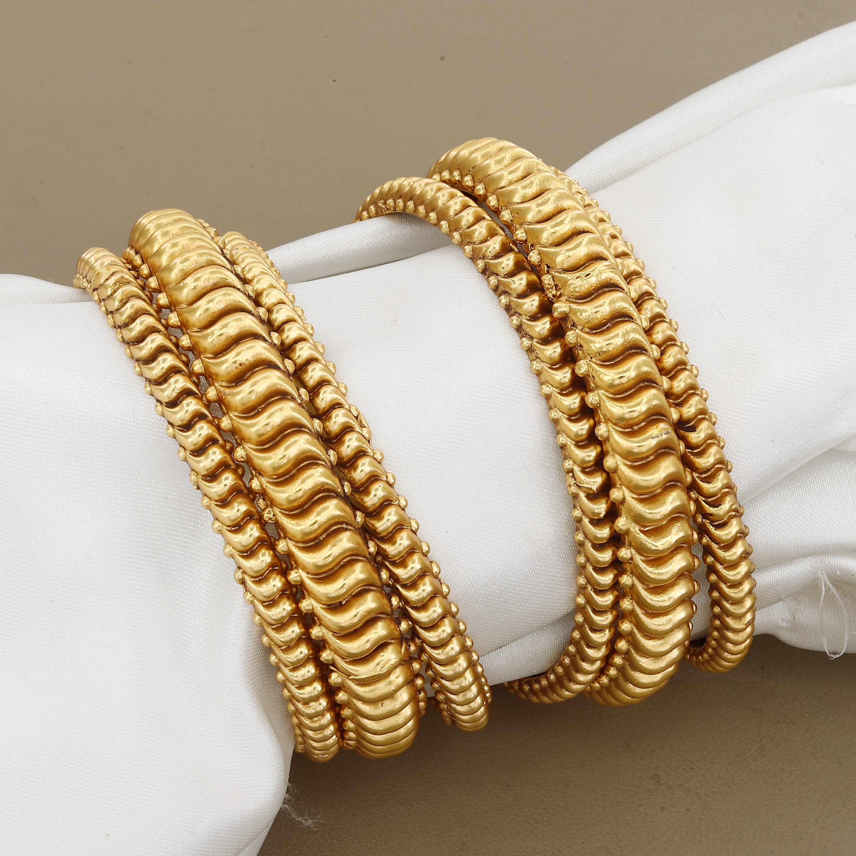 Traditional Twisted Pattern Antique Gold Bangle Set