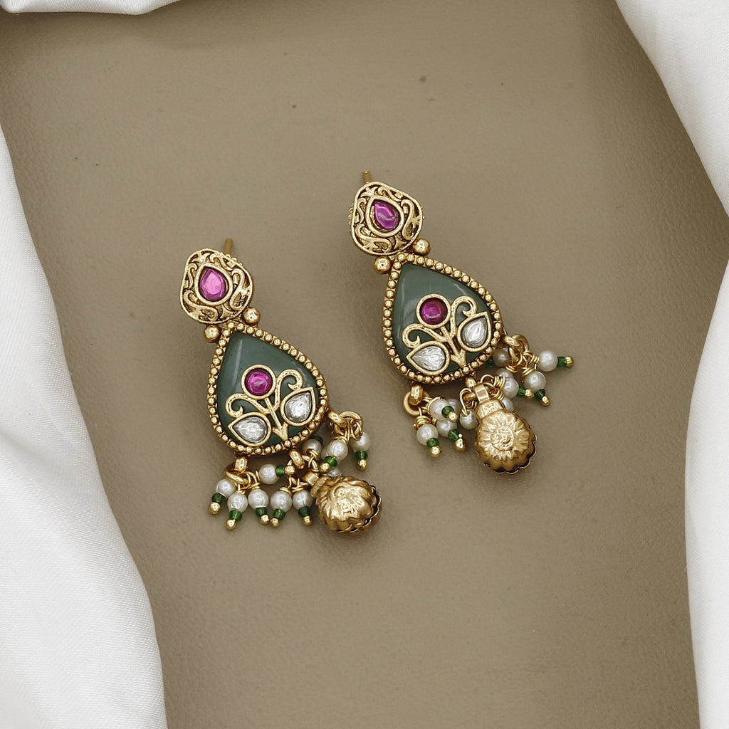 Antique Gold-Plated Meenakari Necklace Set with Kundan & Pearl Accents
