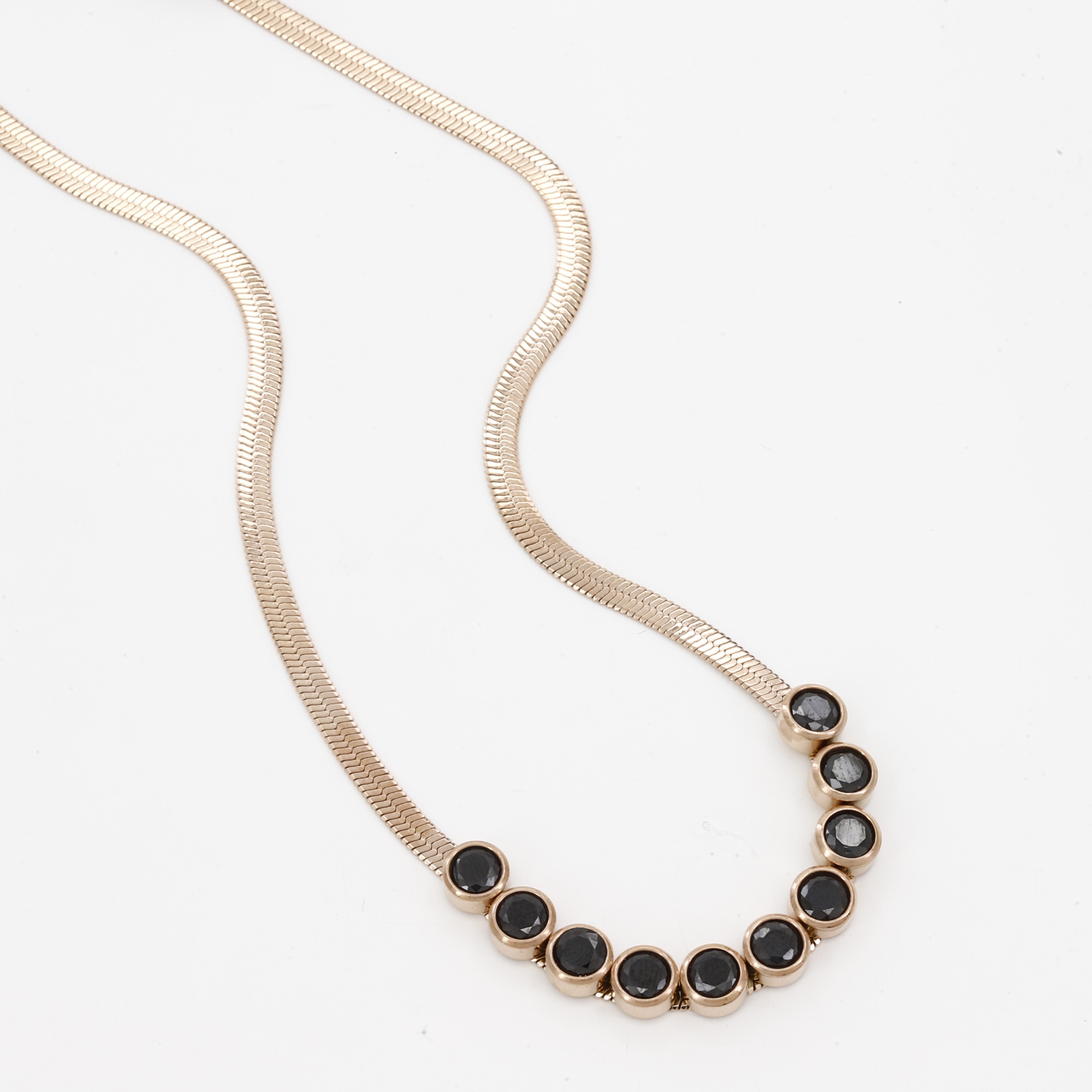 Elegant Gold & Black Bezel Stone Choker Necklace