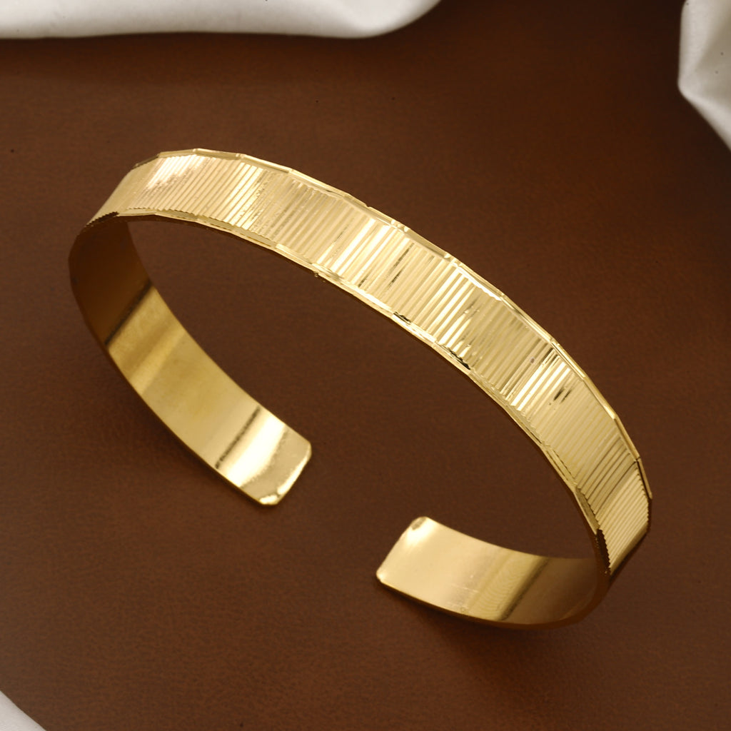 Minimalist Gold Stripped Cuff Kada for Men