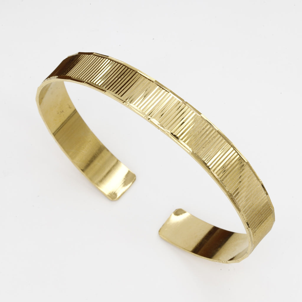 Minimalist Gold Stripped Cuff Kada for Men