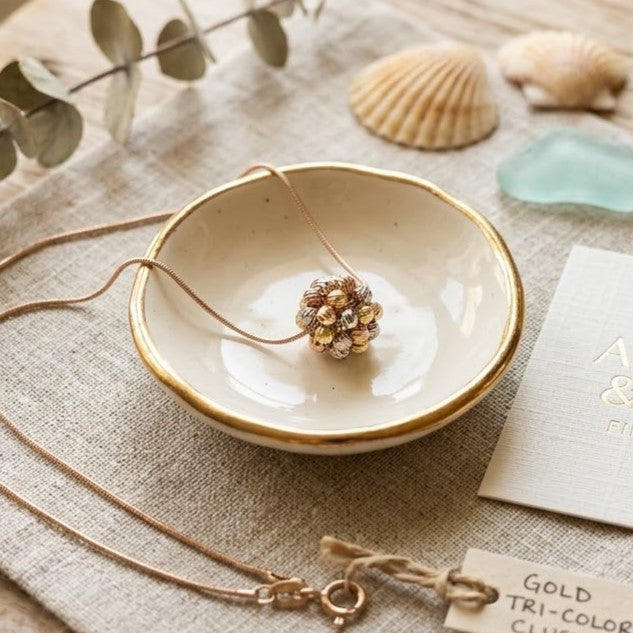 Elegant Mixed Metal Cluster Pendant Necklace