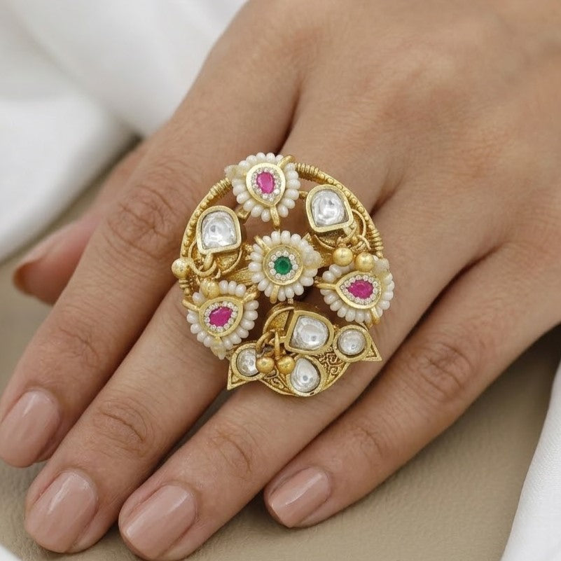 Antique Kundan Ring with Ruby & Emerald Stones