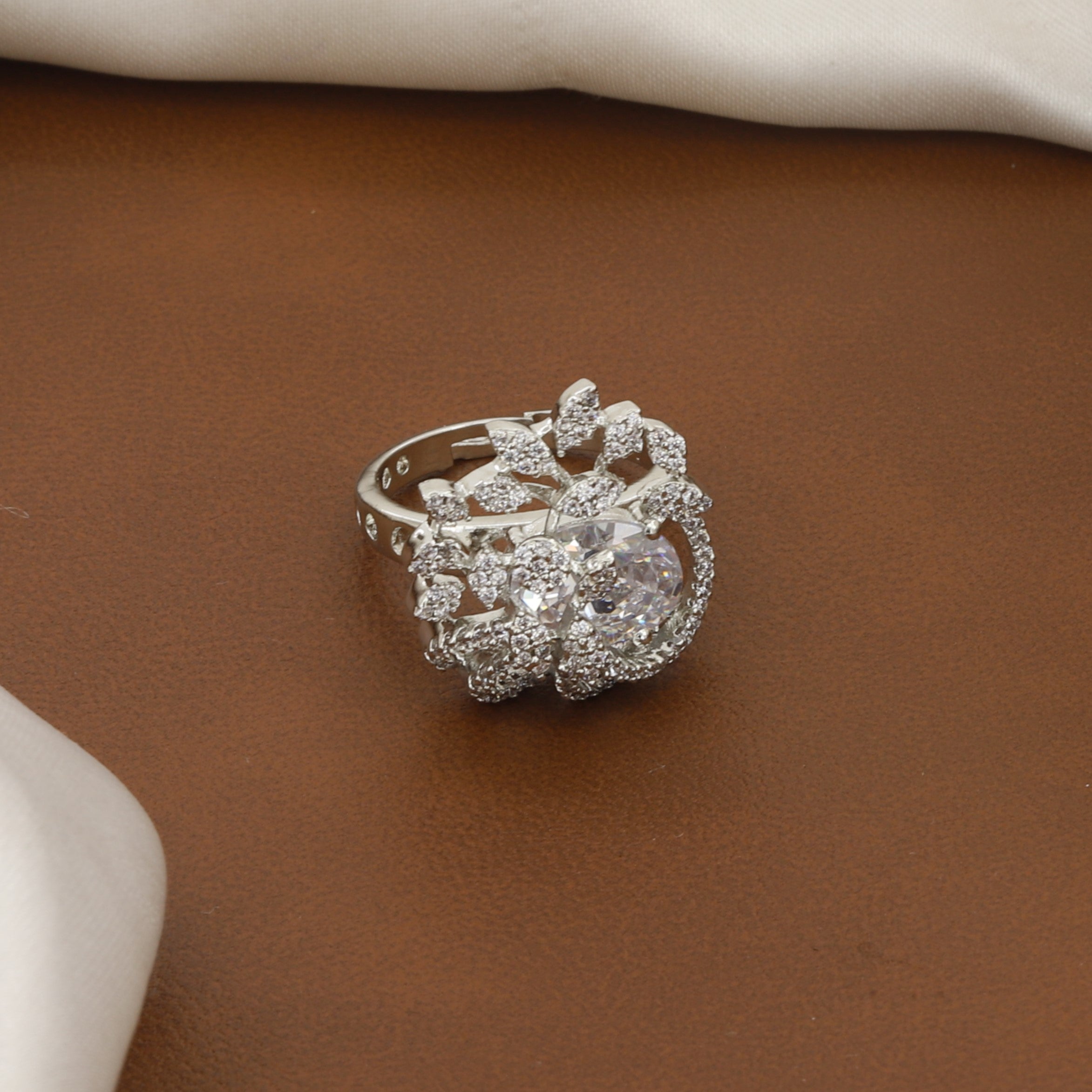 Stunning Silver Floral Ad Statement Party Ring