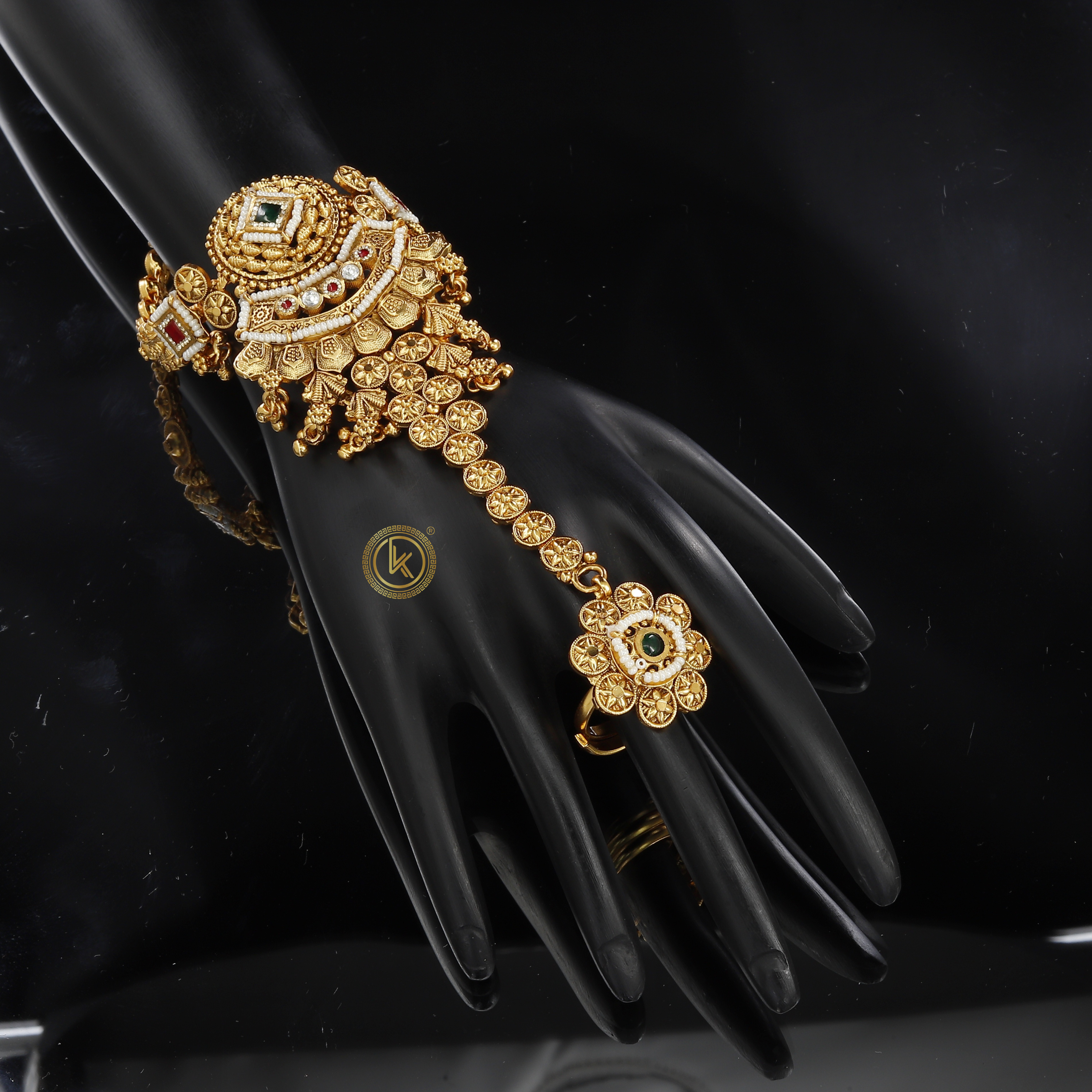 Intricate Gold-Tone Kundan/Polki Hath Panja with Pearls