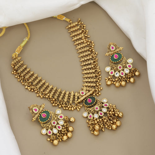 Antique Gold Traditional Kundan Necklace & Earring Set