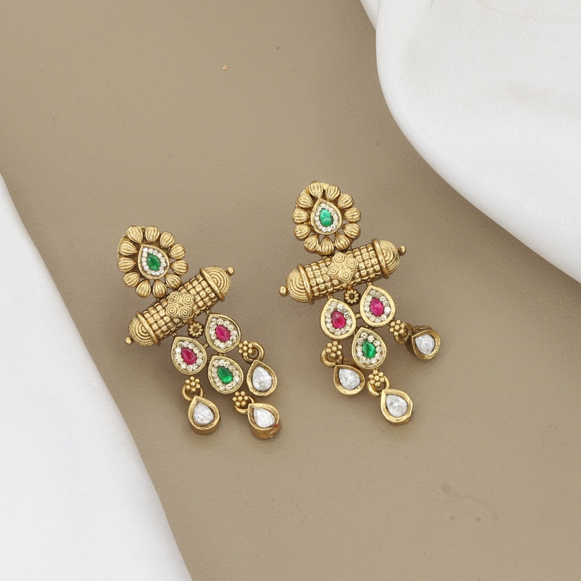 Elegant Antique Gold Floral Necklace & Earring Set