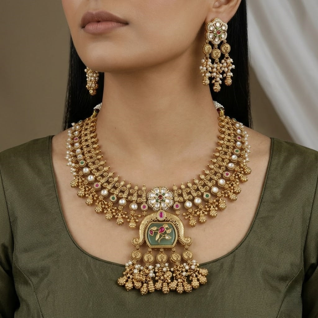 Traditional Design Antique Necklace Set with Earrings