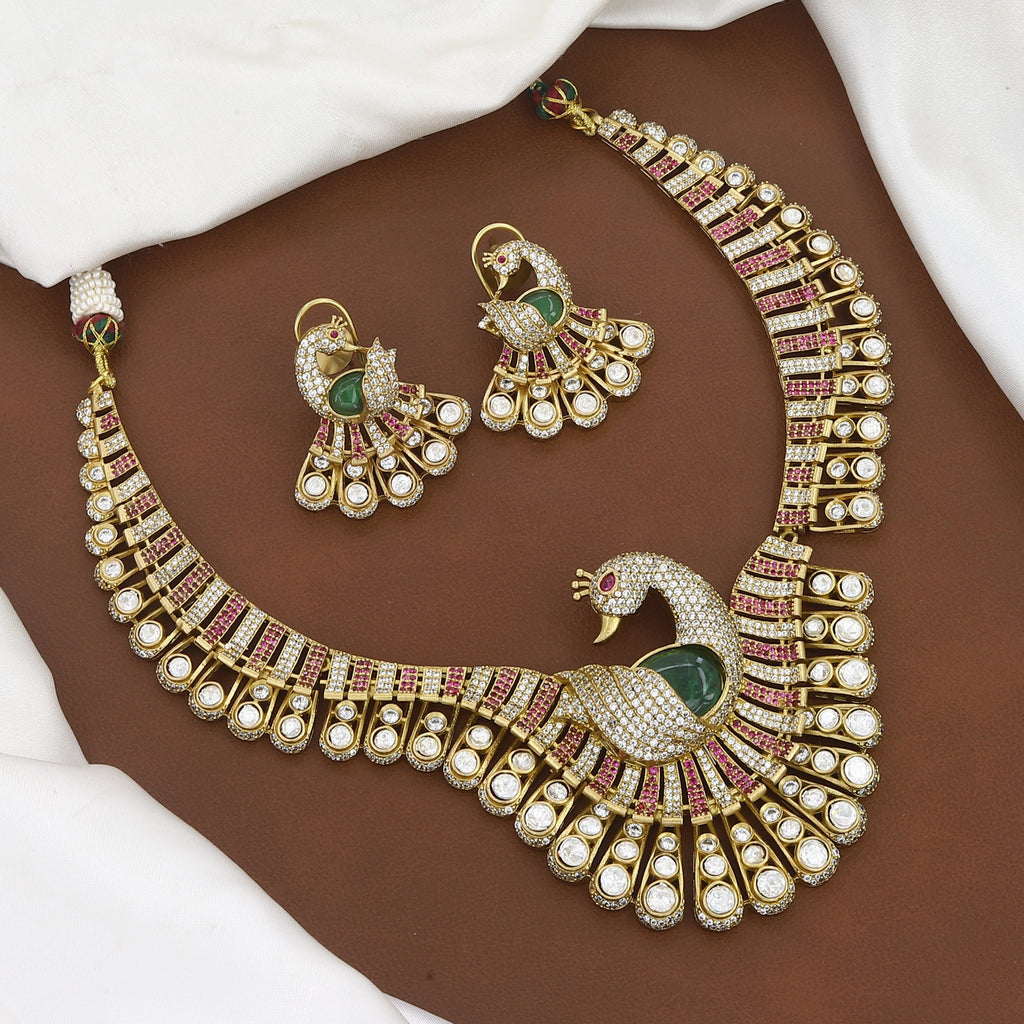 Exquisite Peacock-Themed Necklace & Earring Set