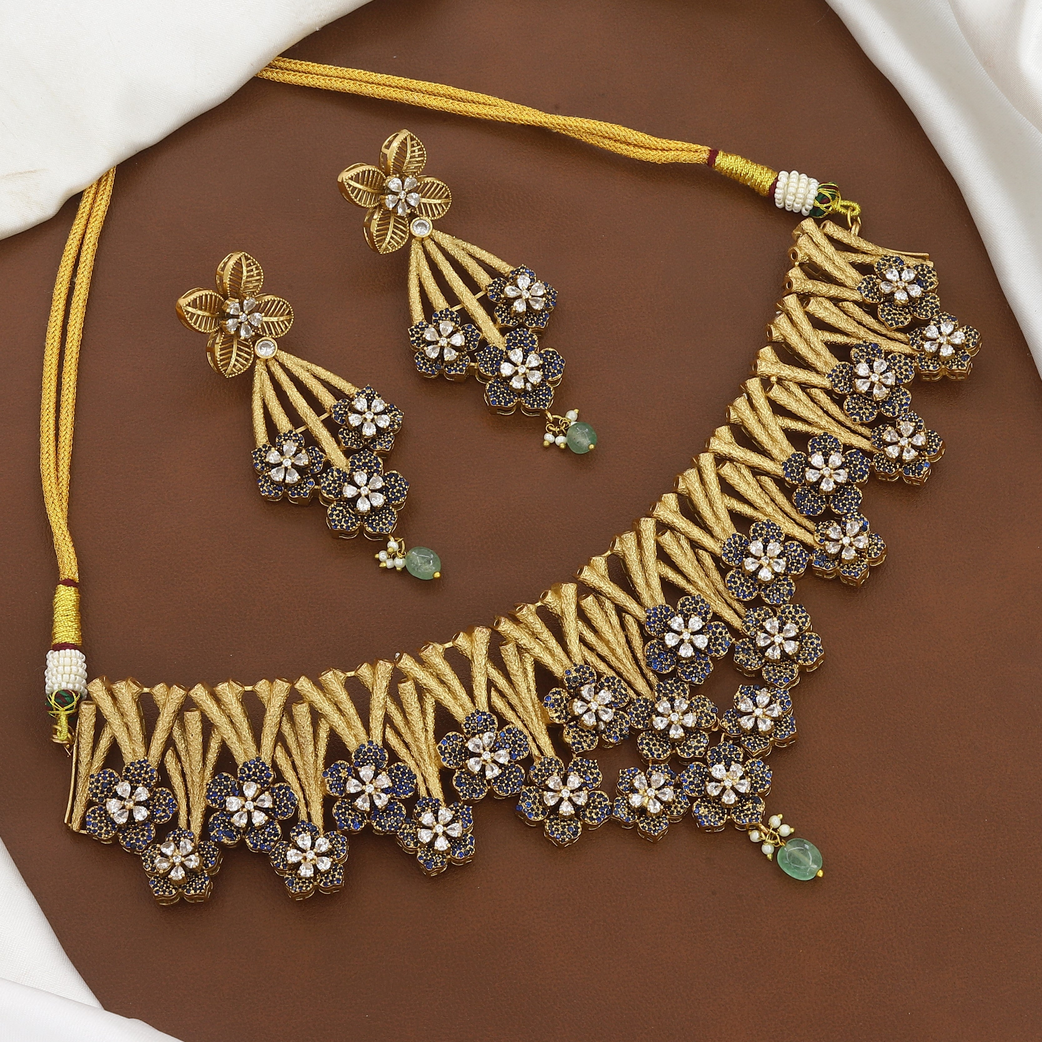 Floral Gold-Plated Choker Necklace & Earring Set