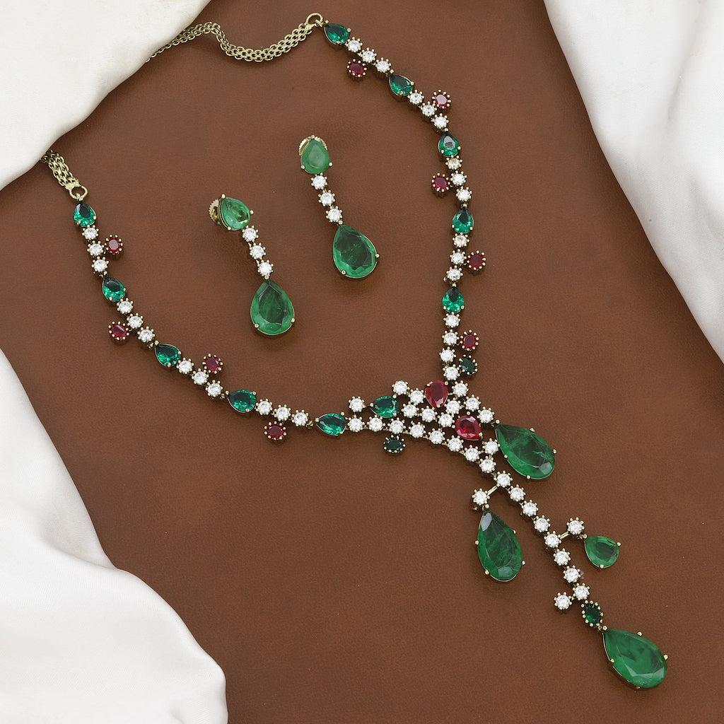 Elegant Emerald & Ruby Teardrop Necklace Set