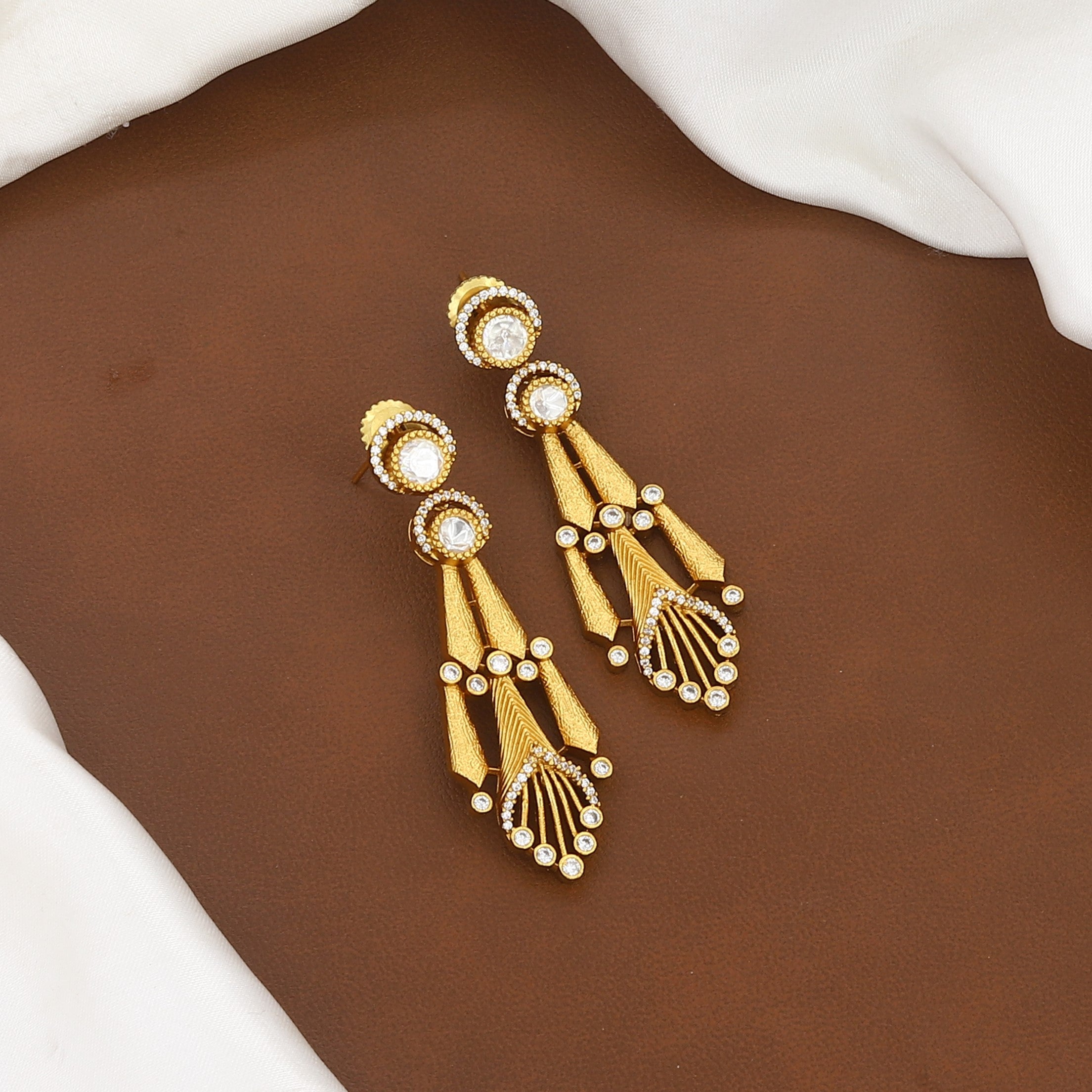 Antique Matte Gold Polki Necklace Set with Textured Motifs