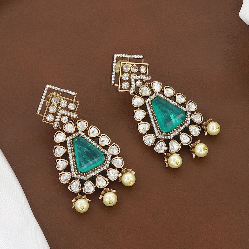 Royal Geometric Polki Pendant Necklace Set with Emeralds