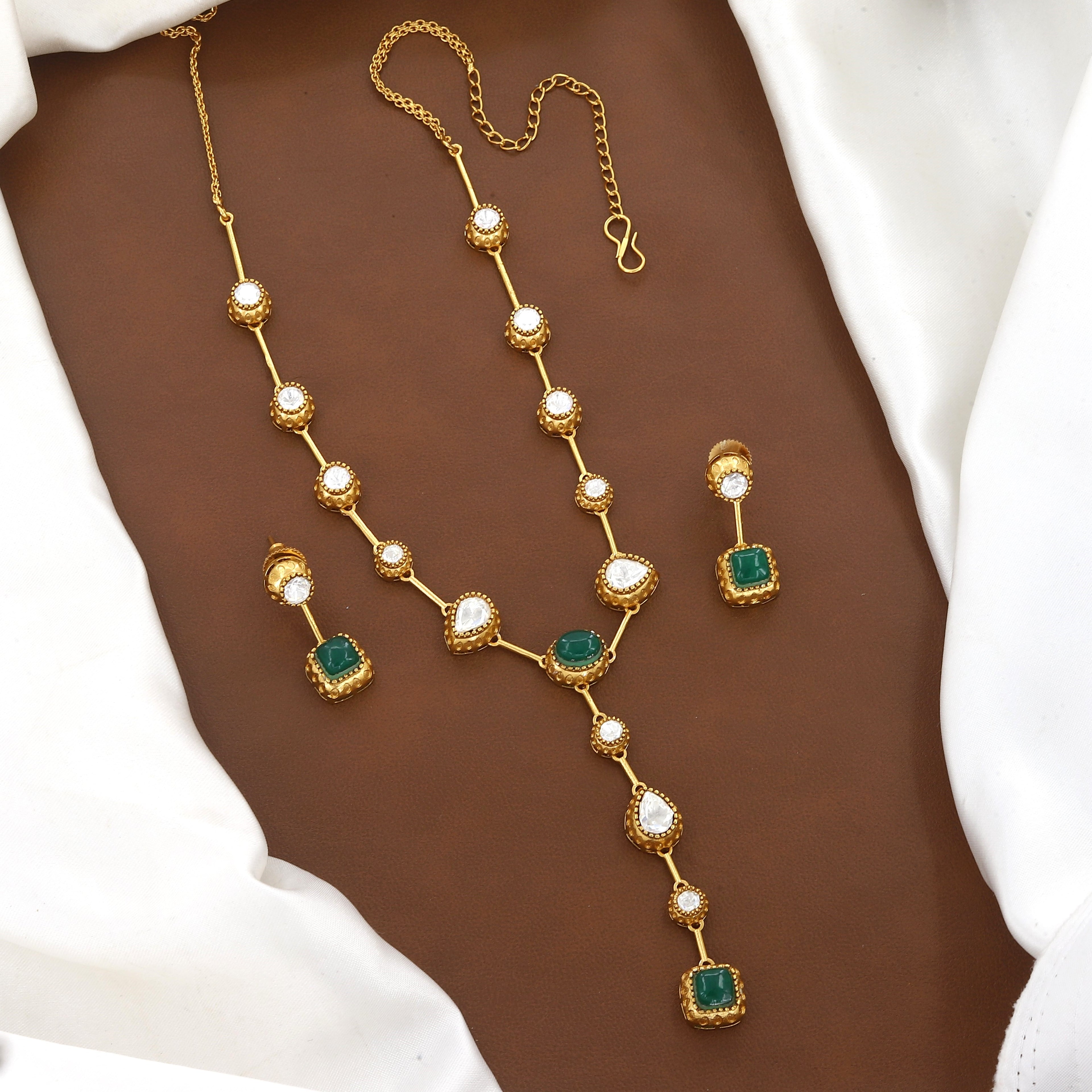 Matte Gold Plated Y-Necklace Set with Emerald Green & Kundan Stones