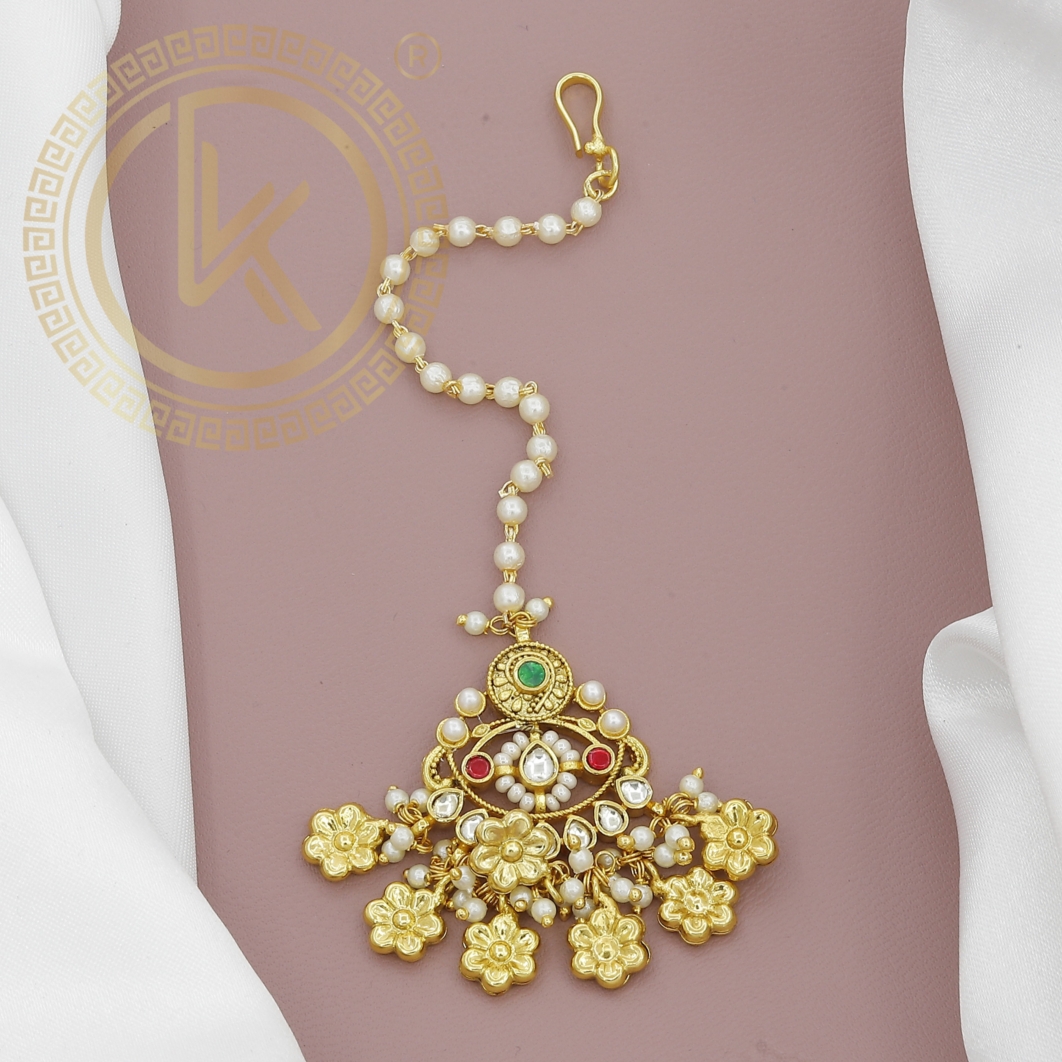 Gold Plated Floral Maang Tikka with Pearl & Kundan Detailing