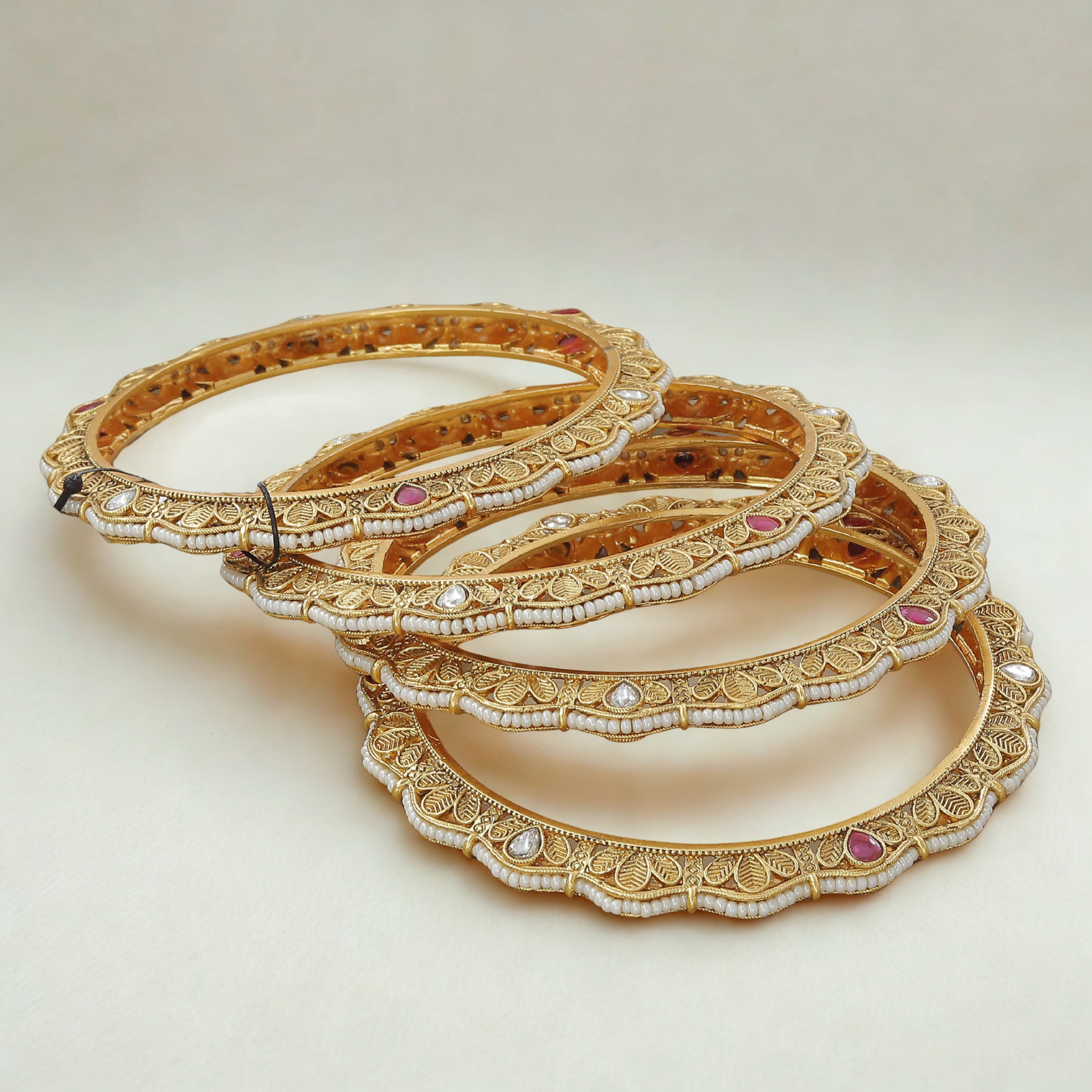 Antique Heirloom Set Of 4 Wedding Bangles