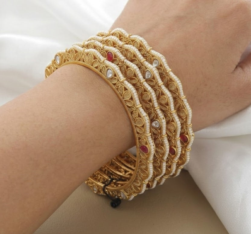 Antique Heirloom Set Of 4 Wedding Bangles