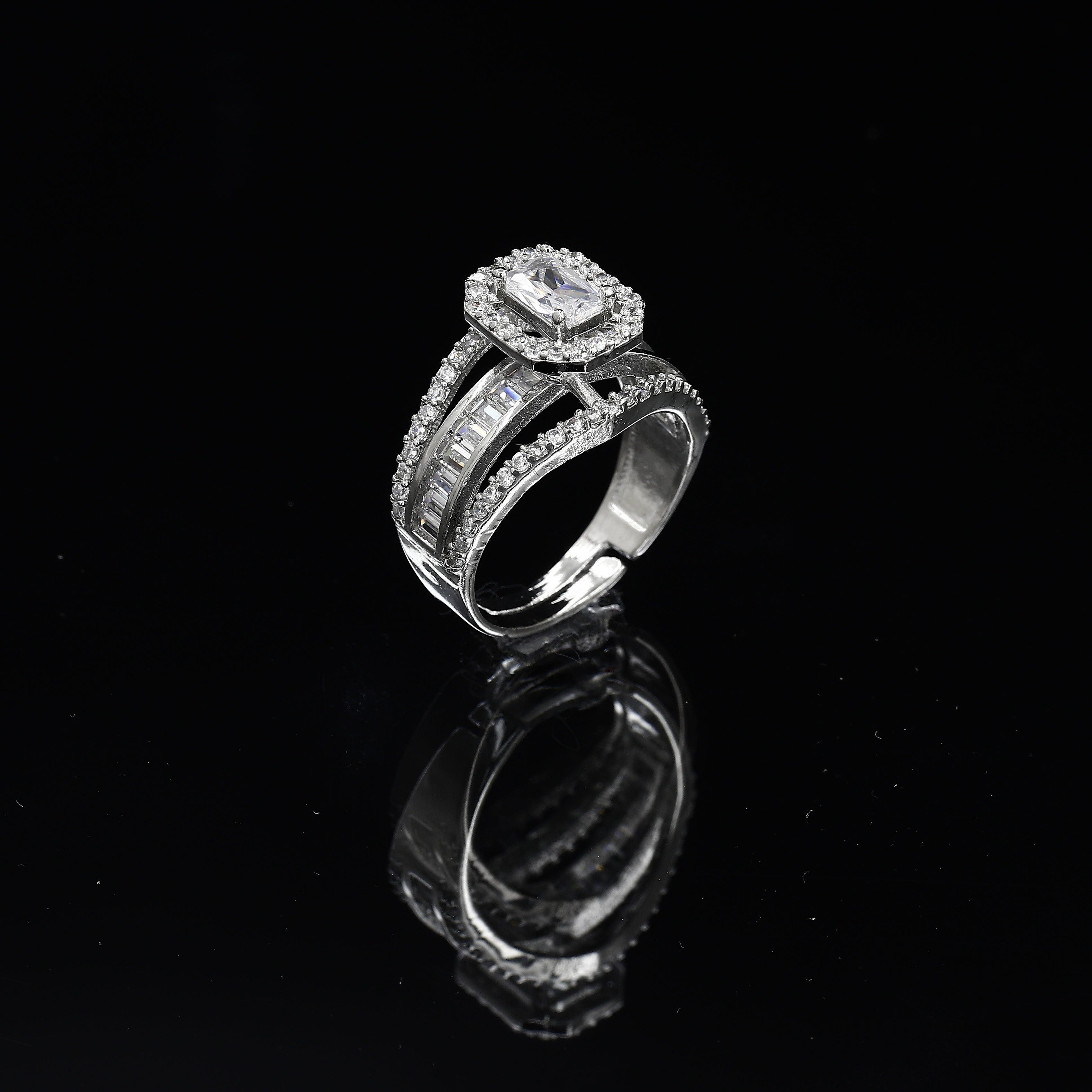 High Quality Silver Tone Diamond Freesize Ring