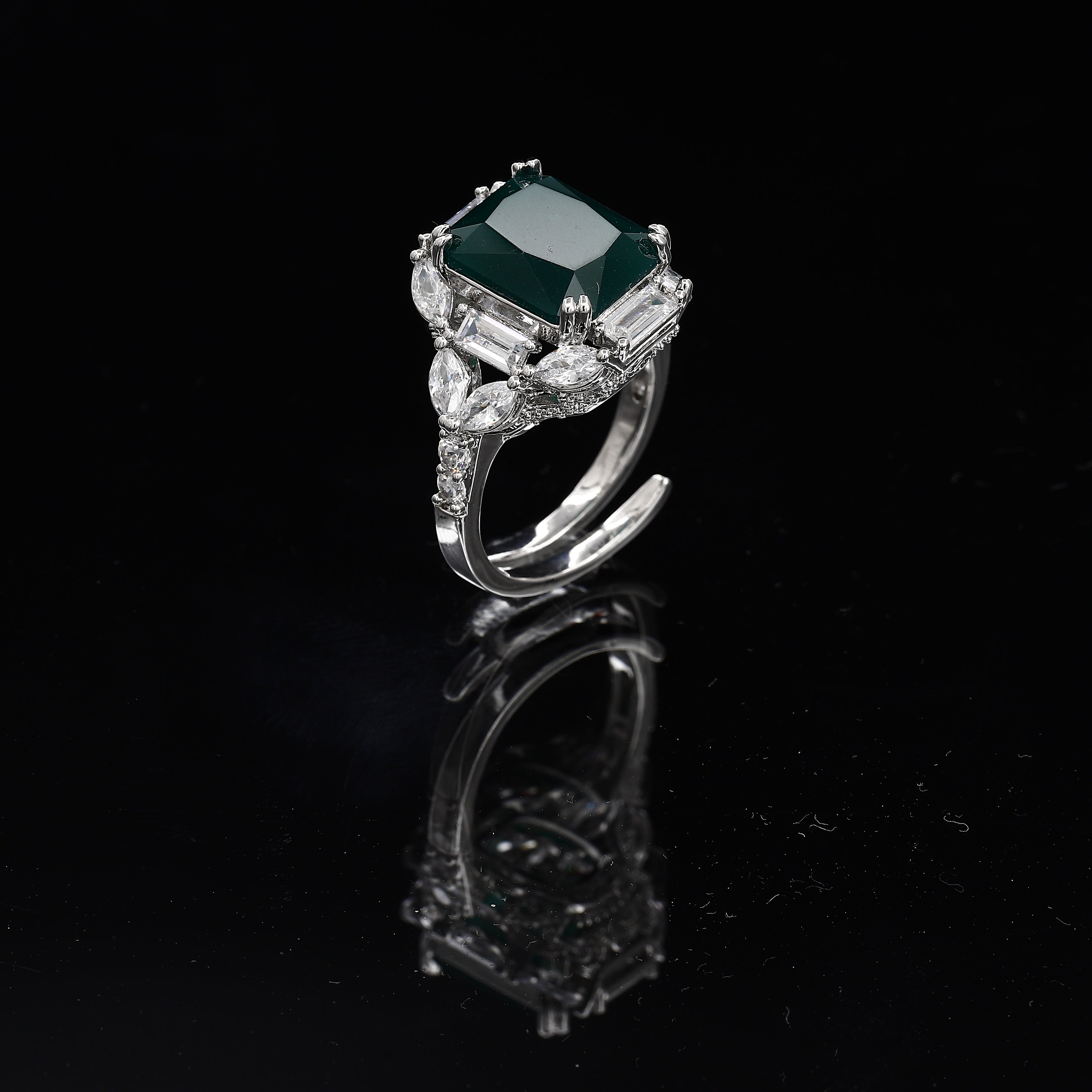 Big Color Diamond Silver Tone Freesize Ring