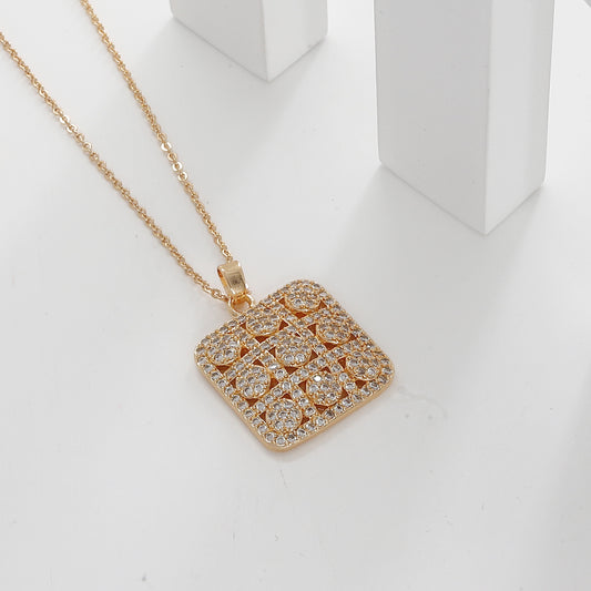 18k Polished Square Partywear Pendent Butti