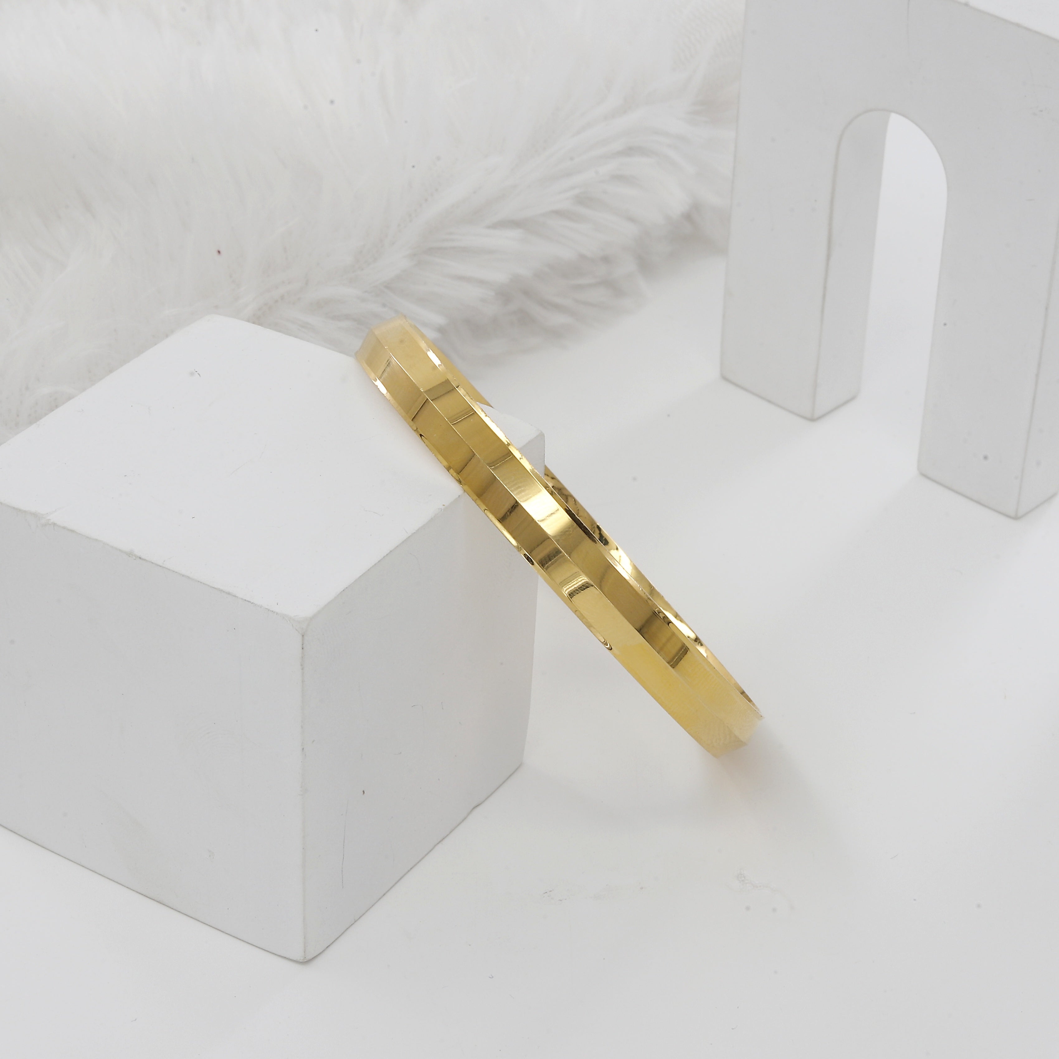 Gold Polished Heavy Starling Panjabi (8mm) Kada(24gm)