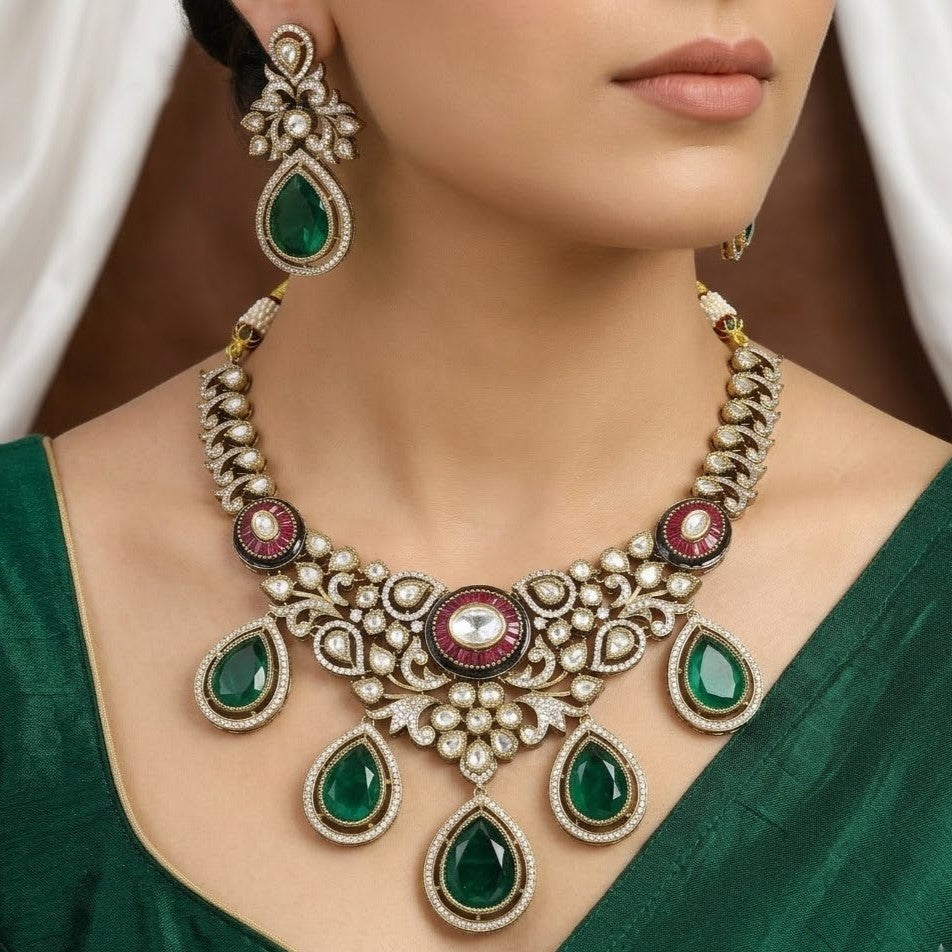 Royal Teardrop Emerald Polki Necklace Set with Maang Tikka