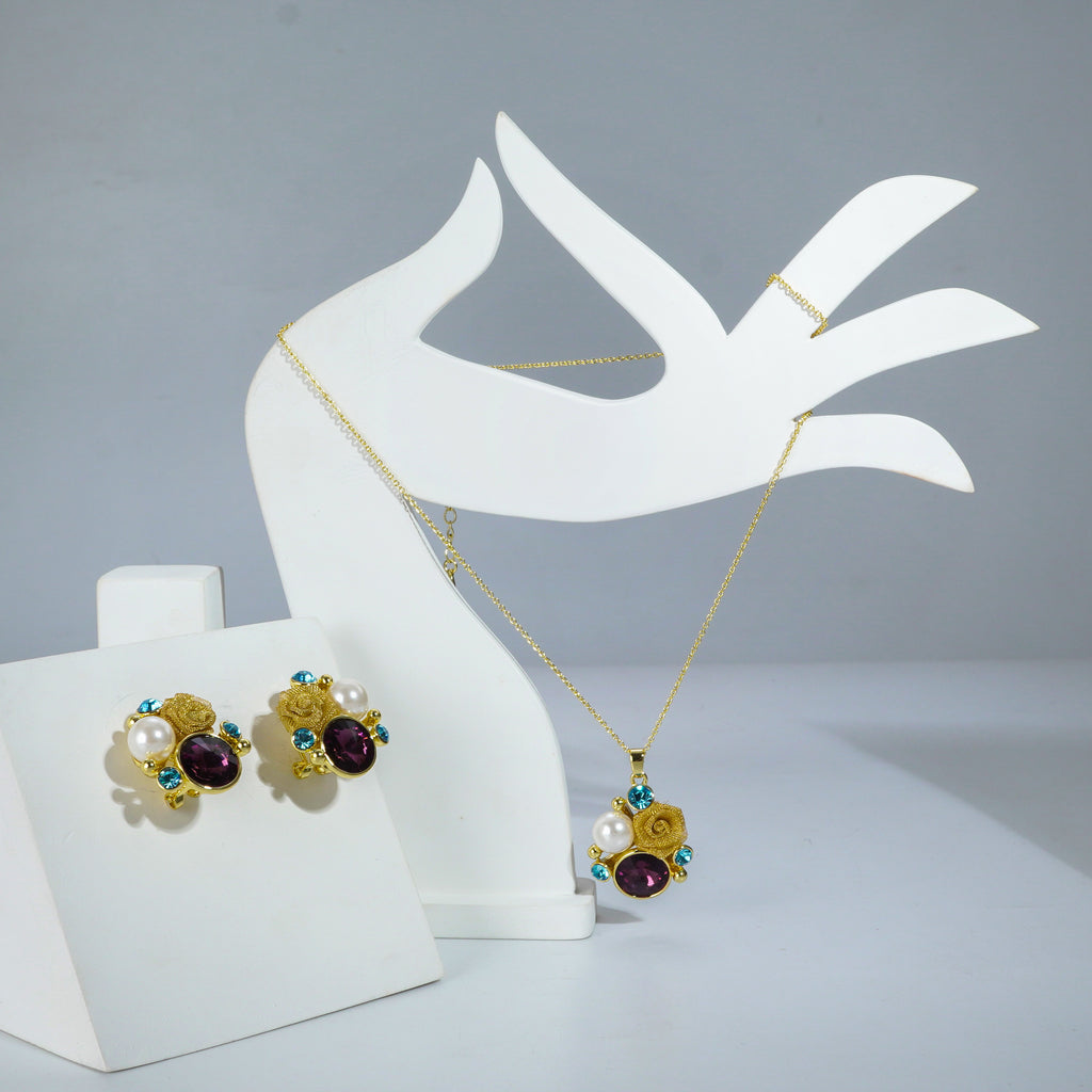 18k Goldpolished Swarovski Multi Stone Pendent Set