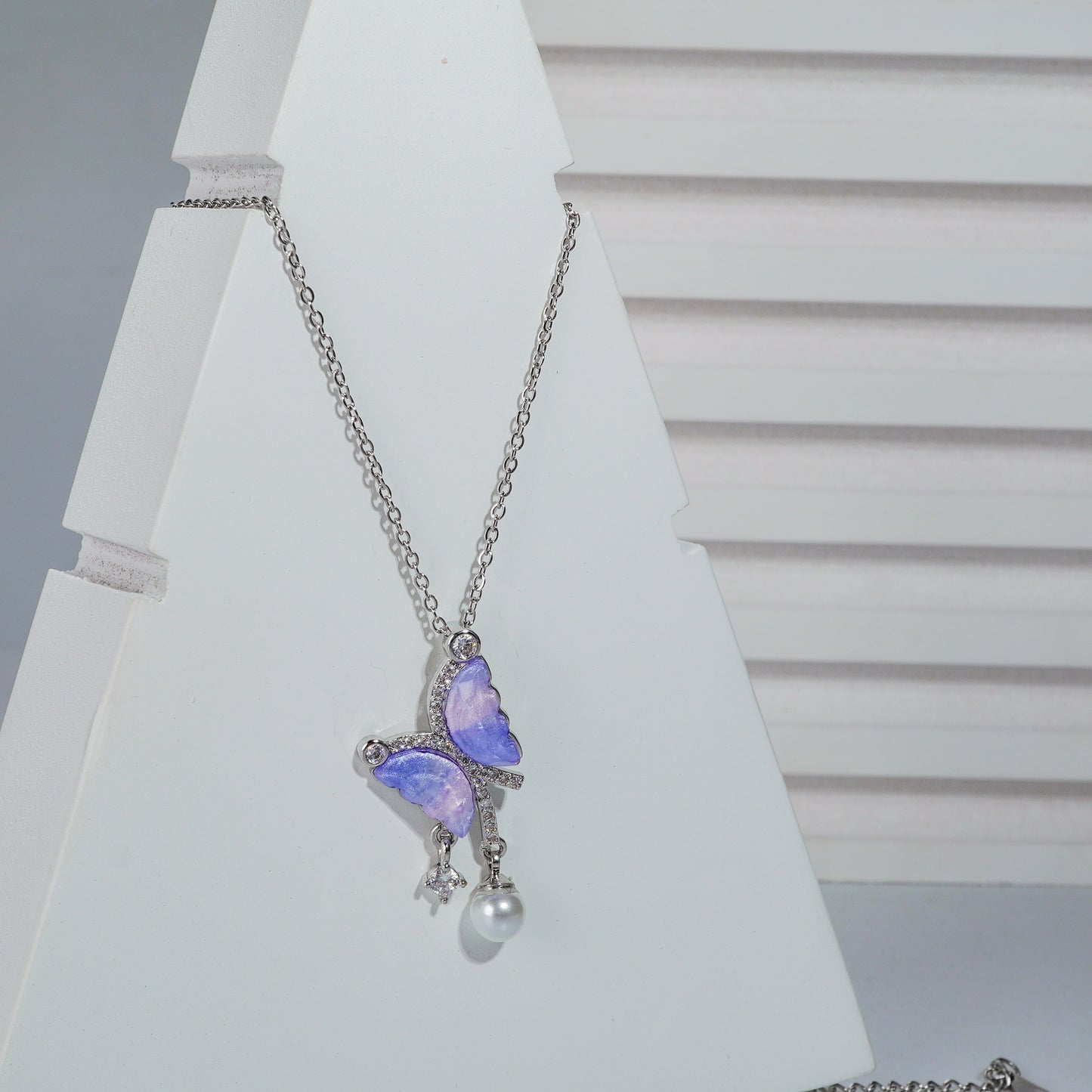 Silverpolished Starling Butterfly Pendent Tanmaniya