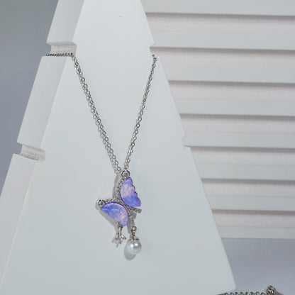 Silverpolished Starling Butterfly Pendent Tanmaniya