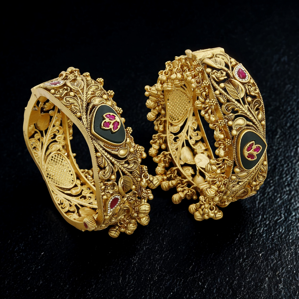 Heritage Ruby Extured Ball-Work Patla Set