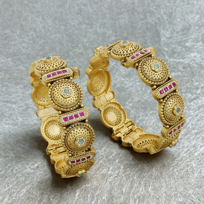 Ruby & Emerald Stone Antique Medallion Patla Set