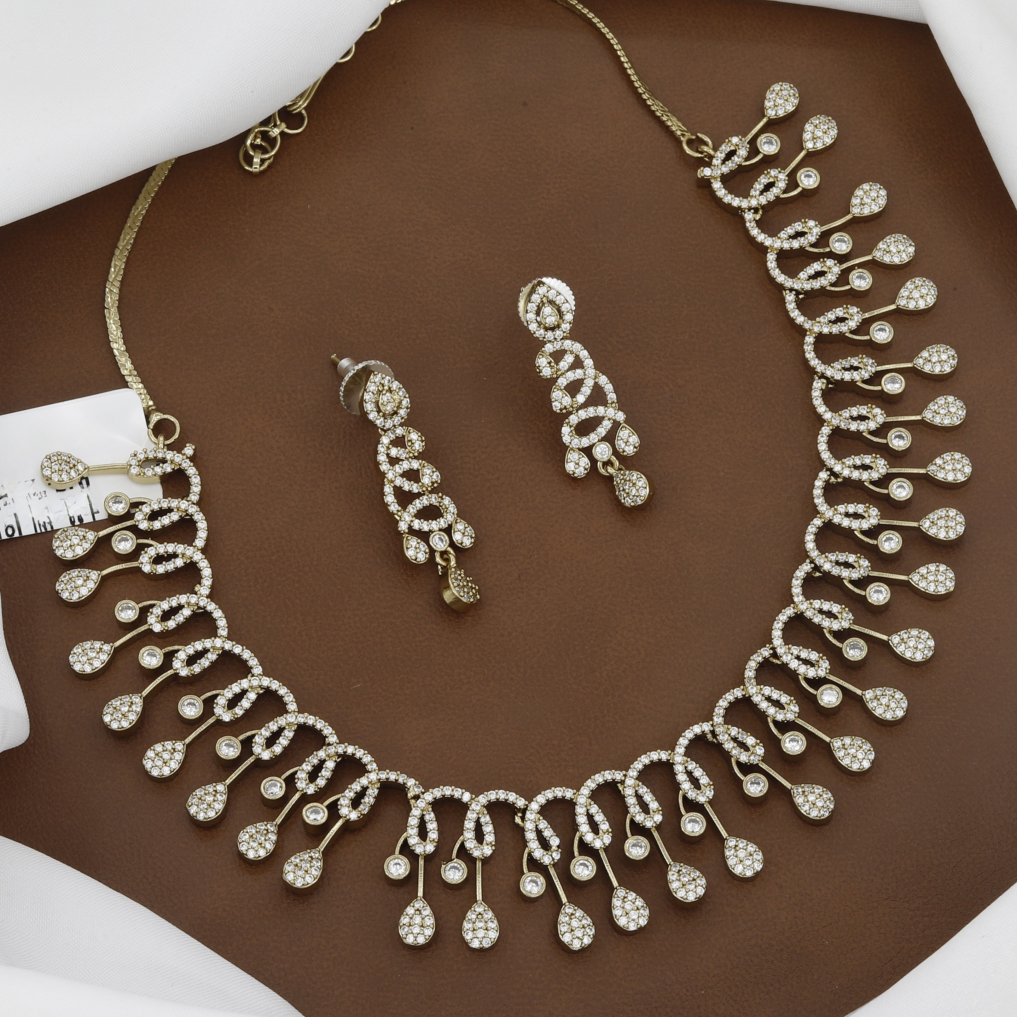 Mehndi Polished Elegant Solitaire Line Y-Drop CZ Necklace And Earrings