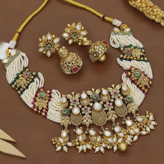 Antique Kundan Wedding Short Necklace Includes Jumkhas